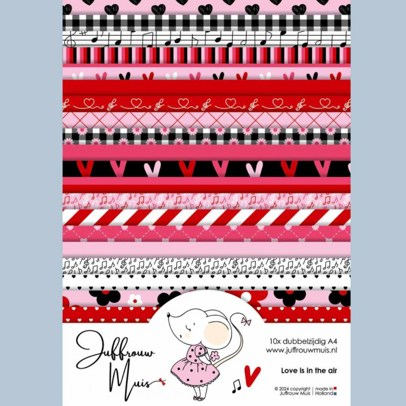 Cardstock - Love is in the air